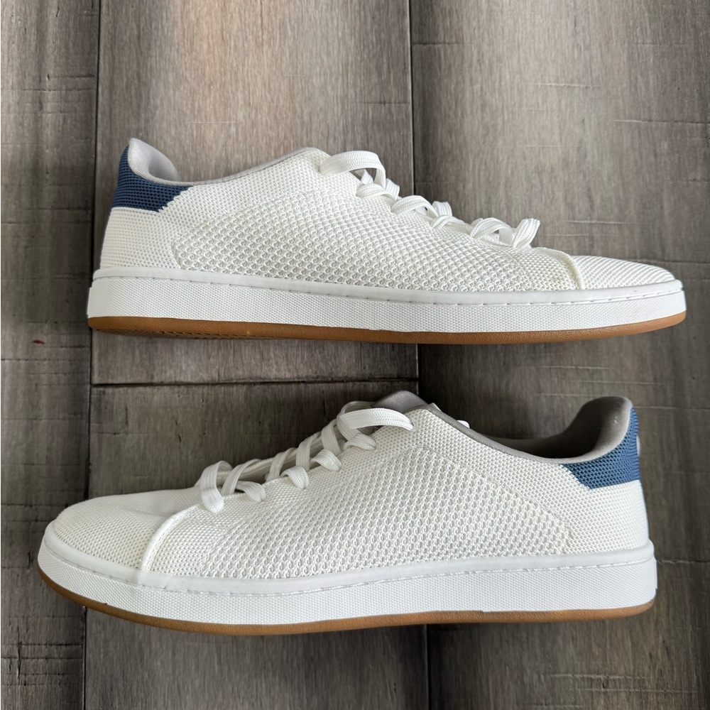 Suavs The Classic Sneaker